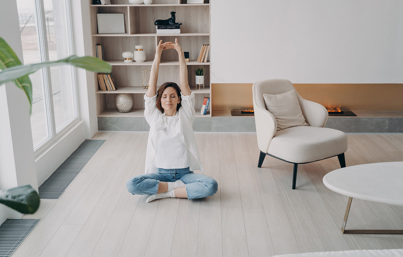 Pflegeleichte Designböden – ökologisch und vielseitig Pflegeleichter Designboden, der Stil und Nachhaltigkeit in einem modernen Zuhause vereint